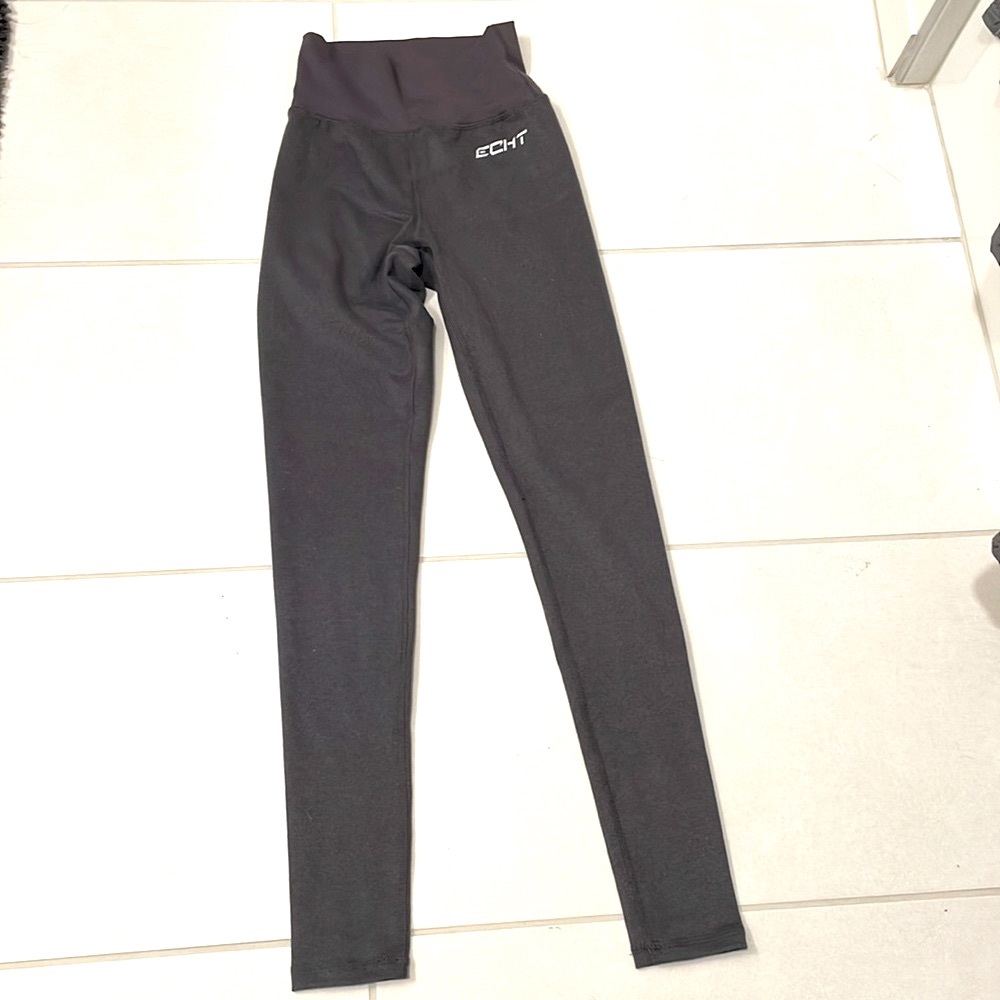 ECHT Ultra High Waist Leggings NEW 🏷️